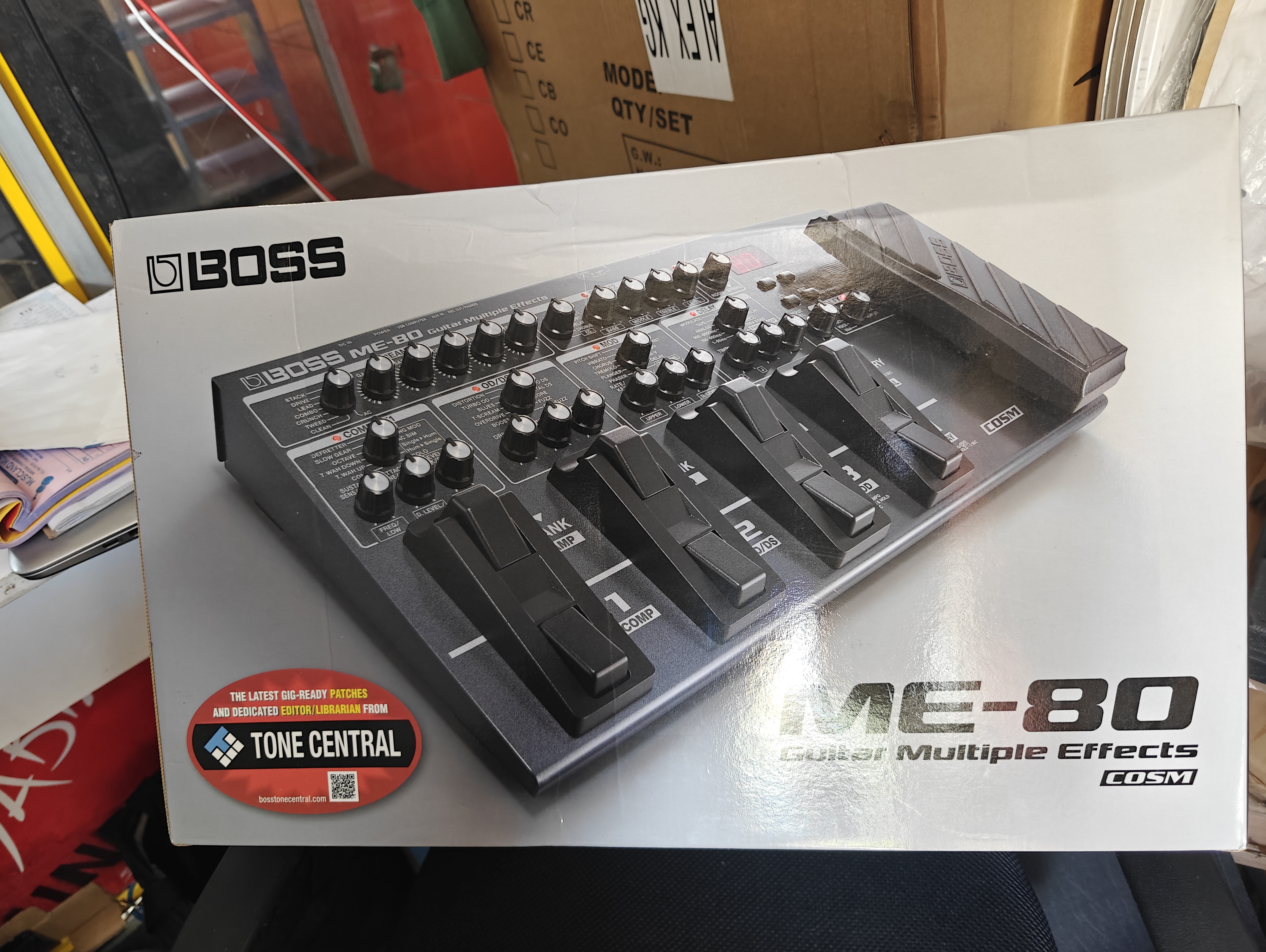 Boss ME-80 Multi-effects Pedal